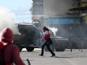 Χιλή: Παρά τις προεδρικές εξαγγελίες για κοινωνικά μέτρα, εκατοντάδες χιλιάδες άνθρωποι βγήκαν ξανά στους δρόμους