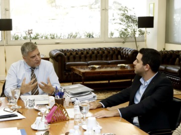 Συνάντηση του Περιφερειάρχη Αττικής Γ. Πατούλη με το Δήμαρχο Πόρου  Γ. Δημητριάδη