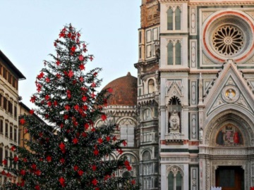 Τρεις διεθνούς κύρους καλλιτέχνες, οι Μικελάντζελο Πιστολέτο, Μίμο Παλαντίνο και Ντομένικο Μπιάνκι θα στολίσουν το φετινό Χριστουγεννιάτικο δέντρο στη Φλωρεντία