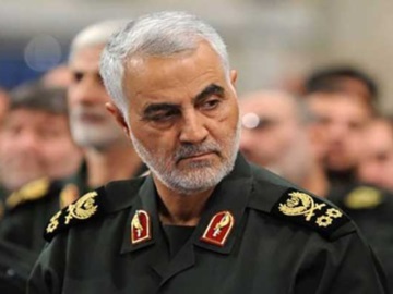 Ο αμερικανικός στρατός σκότωσε τον ιρανό υποστράτηγο Κασέμ Σουλεϊμανί σε επιδρομή στο Ιράκ, σοβαρή «κλιμάκωση» που οδηγεί στα ύψη την ένταση ΗΠΑ-Ιράν