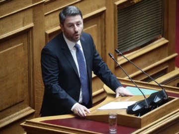 Ανδρουλάκης: Αρνούμαστε να δεχτούμε το συνεχές μοτίβο διαφθοράς, συγκάλυψης και ατιμωρησίας της Νέας Δημοκρατίας