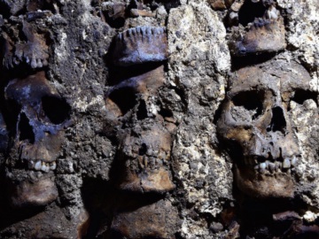 Πύργος των Ατζέκων από ανθρώπινα κρανία: Αρχαιολόγοι αποκαλύπτουν ένα μακάβριο μνημείο στο Μεξικό