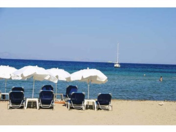 Οι 19 παραλίες στην Αττική με Γαλάζια Σημαία -Οάσεις δροσιάς μία ανάσα από την πόλη [λίστα]