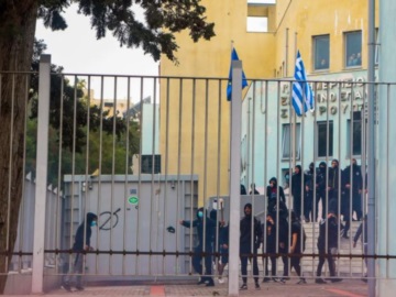 Θεσσαλονίκη – Στη δημοσιότητα συνομιλίες και φωτογραφίες από τις φασιστικές επιθέσεις