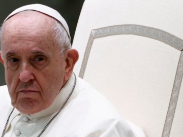 Πάπας Φραγκίσκος – Συνάντηση με πρόσφυγες και προσευχή πριν αναχωρήσει για Κύπρο
