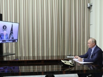 Περισσότερο από δύο ώρες συνομίλησαν Πούτιν-Μπάιντεν, μέσω βιντεοδιάσκεψης