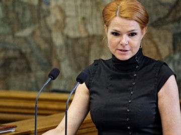 Δανία: Πρώην υπουργός καταδικάστηκε σε φυλάκιση δύο μηνών για τον χωρισμό ζευγαριών αιτούντων άσυλο