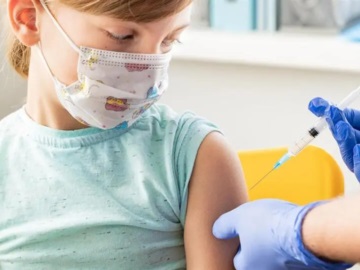 Μ. Θεμιστοκλέους: Πάνω από 29.000 ραντεβού για εμβολιασμό παιδιών 5-11 ετών