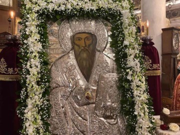 Αίγινα: Με κατάνυξη και λαμπρότητα ο εορτασμός του Αγίου Διονυσίου στην Αίγινα.