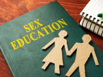 &quot;Σοκάρει&quot; που χιλιάδες Έλληνες εκπαιδευτικοί επιμορφώνονται στη Σεξουαλική Αγωγή