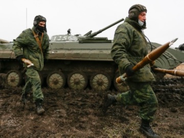 Ουκρανία: Δύο στρατιωτικοί νεκροί και τέσσερις τραυματίες από πυρά φιλορώσων αυτονομιστών