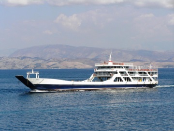 Αίγινα: Το Ferry boat &quot;ΕΛΕΝΗ&quot; θα αντικαταστήσει το &quot;Άγιος Νεκτάριος&quot;