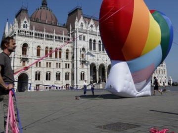 Oυγγαρία: Ο Όρμπαν προανήγγειλε δημοψήφισμα για το νομοσχέδιο κατά των ΛΟΑΤΚΙ 