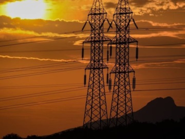 Καύσωνας: Αυτές είναι οι οδηγίες προς τους πολίτες για περιορισμό της κατανάλωσης ηλεκτρικής ενέργειας