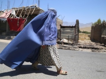 Αφγανιστάν: Οι γυναίκες-θύματα βίας αφήνονται στην τύχη τους