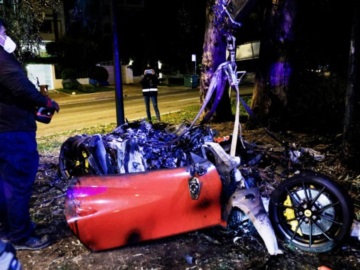 Βούλα: Η εκτίμηση της Τροχαίας για το δυστύχημα με τη Ferrari – Τι λένε οι πραγματογνώμονες (βίντεο)