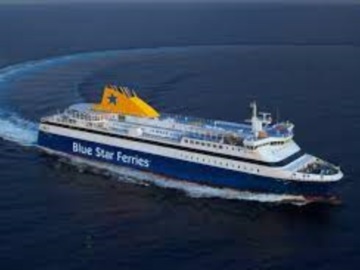 Βλάβη σε πλοίο με 174 επιβάτες ανοιχτά των Χανίων: Έφτασε στον Πειραιά συνοδεία ρυμουλκών
