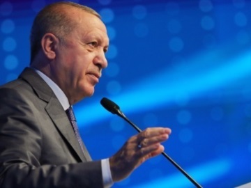Ο Ερντογάν απειλεί τα τουρκικά μέσα ενημέρωσης με αντίποινα, αν διασπείρουν «επιβλαβές» περιεχόμενο