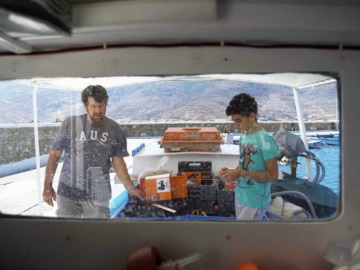 Αλιευτικός τουρισμός: «Αντί για σουβενίρ, φεύγεις με μια εμπειρία ζωής πάνω στο σκάφος»