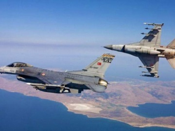 Νέο μπλόκο στην Τουρκία για τα F-16: «Να μην πετούν πάνω από την Ελλάδα» ο όρος του Μενέντεζ