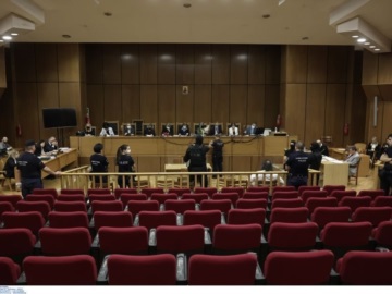 Δίκη Χρυσής Αυγής: Αυτόπτες μάρτυρες όσων οδήγησαν στην δολοφονία Φύσσα καταθέτουν στο δευτεροβάθμιο δικαστήριο