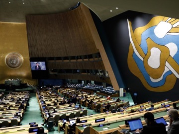 Καταδικάζει η ΓΣ του ΟΗΕ τις «παράνομες προσαρτήσεις» ουκρανικών εδαφών από τη Ρωσία