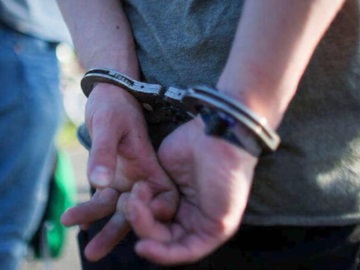 Κολωνός: Πρώτη σύλληψη μετά τα τέσσερα νέα εντάλματα – Άνδρας από τα δυτικά προάστια