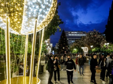 Λαμπερά Χριστούγεννα στο Δήμο Αθηναίων: Όλο το πρόγραμμα των εκδηλώσεων στην πόλη