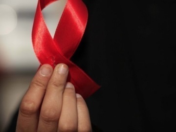 Εθνικό Μητρώο ασθενών με HIV λοίμωξη με απόφαση του Θ. Πλεύρη