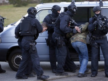Γερμανία: Συλλήψεις 25 «Πολιτών του Ράιχ» για οργάνωση πραξικοπήματος – Τι σχεδίαζαν