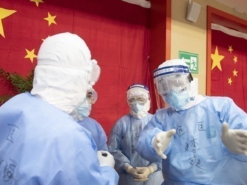 Bloomberg News: Η Κίνα εκτιμά ότι η έξαρση της Covid μολύνει 37 εκατ. ανθρώπους την ημέρα