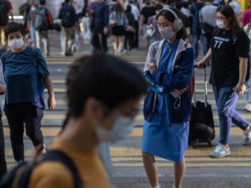 Το Χονγκ Κονγκ καταργεί τους περισσότερους από τους κανόνες της Covid - Υποχρεωτικές οι μάσκες
