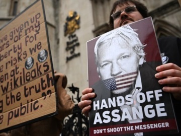 Υπόθεση Τζούλιαν Ασάνζ: Άσυλο στη Γαλλία για τον ιδρυτή του WikiLeaks; Η Εθνοσυνέλευση λέει όχι