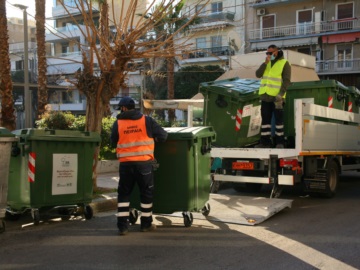 Ο Δήμος Πειραιά ανανεώνει τον εξοπλισμό στην καθαριότητα