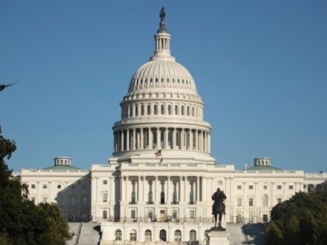 Το Κογκρέσο αποτρέπει προσωρινά την παράλυση του ομοσπονδιακού κράτους