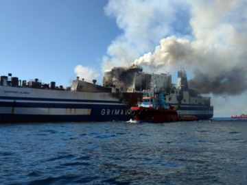 Euroferry Olympia: Άλλες δύο σοροί βρέθηκαν στο 3ο γκαράζ του πλοίου - Τους 8 έφτασαν οι νεκροί
