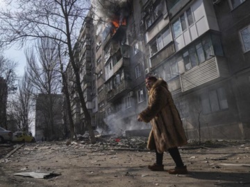 Ουκρανία: Ξεκίνησε η μαζική εκκένωση της Μαριούπολης
