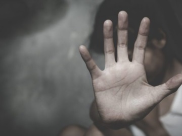 Φρίκη: Πατέρας κακοποιούσε τη 10χρονη κόρη του