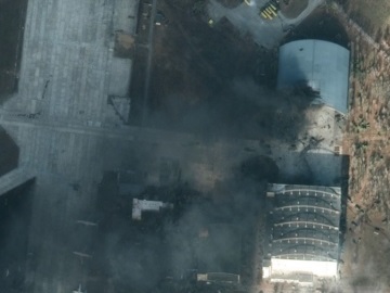 Ουκρανία: Το αεροδρόμιο του Ντνίπρο βομβαρδίστηκε και πάλι από τις ρωσικές δυνάμεις, «καταστράφηκε ολοσχερώς»