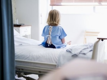 Γραμματικόπουλος για οξεία ηπατίτιδα: Η πλειοψηφία των παιδιών που νοσούν αναρρώνουν στο σπίτι
