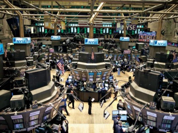 Βουλιάζουν οι αγορές –  Μεγάλες απώλειες στη Wall Street