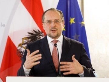 Η Αυστρία δεν θέλει να ενταχθεί στο ΝΑΤΟ, ξεκαθαρίζει ο Σάλενμπεργκ