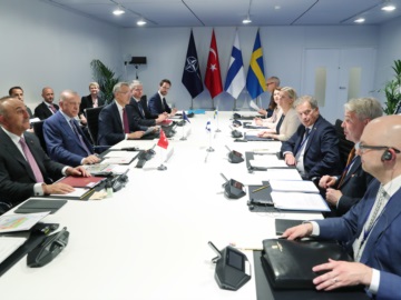Σύνοδος ΝΑΤΟ: Συμφώνησε η Τουρκία για να ενταχθούν Σουηδία και Φινλανδία