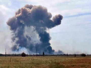 Πυρκαγιά και έκρηξη πυρομαχικών σε ρωσική βάση στην Κριμαία