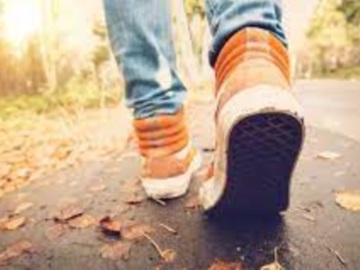 45 λεπτά περπάτημα την ημέρα μπορούν να χαρίσουν περισσότερα χρόνια ζωής