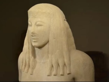 Κόρη της Θήρας: Ένα αριστούργημα υπερφυσικού μεγέθους της ελληνικής αρχαιότητας αποκαλύπτεται