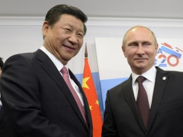 Μόσχα και Πεκίνο &quot;σφράγισαν&quot; την επέκταση της αμυντικής συνεργασίας
