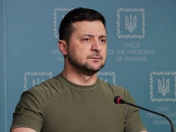 Άρματα μάχης και επιτάχυνση αποστολής όπλων ζήτησε ο Ζελένσκι στη διάσκεψη των χωρών που στηρίζουν στρατιωτικά την Ουκρανία