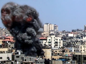 Ισραηλινά αεροπορικά πλήγματα στη Λωρίδα της Γάζας