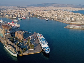 Το λιμάνι του Πειραιά και τα άλλα 4 ελληνικά λιμάνια σε ρότα αναβάθμισης - Ο κατάπλους της κοινοτικής χρηματοδότησης
